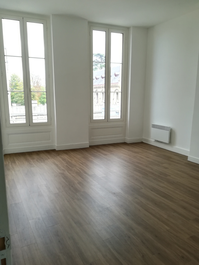 Offres de location Duplex Bordeaux (33000)